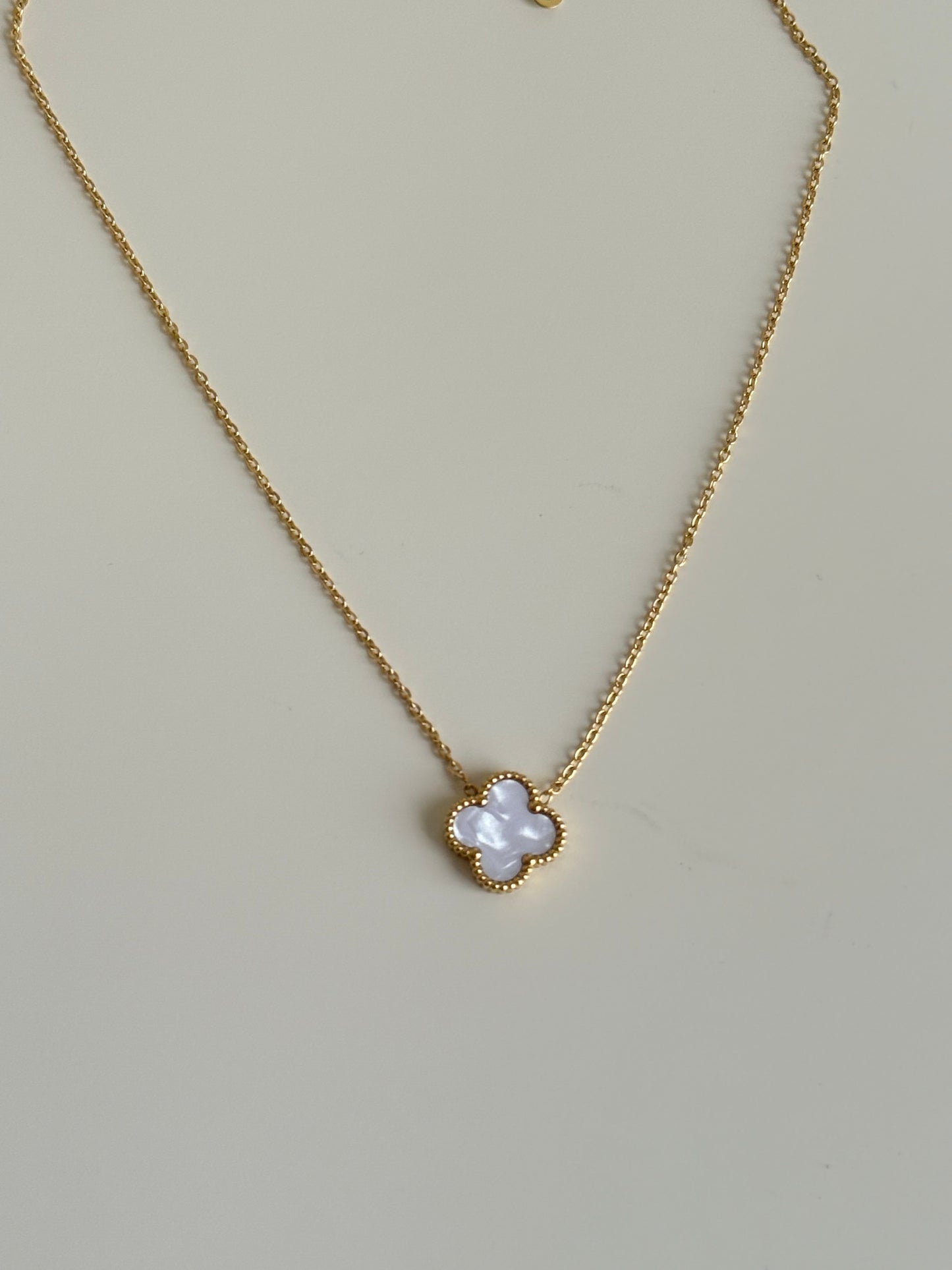 Kia White Necklace