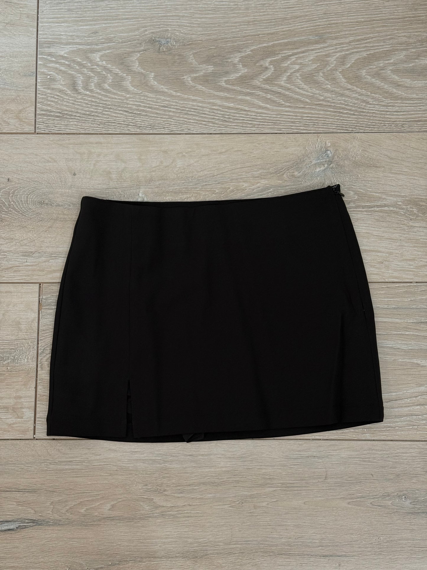 Sofia Black Skort