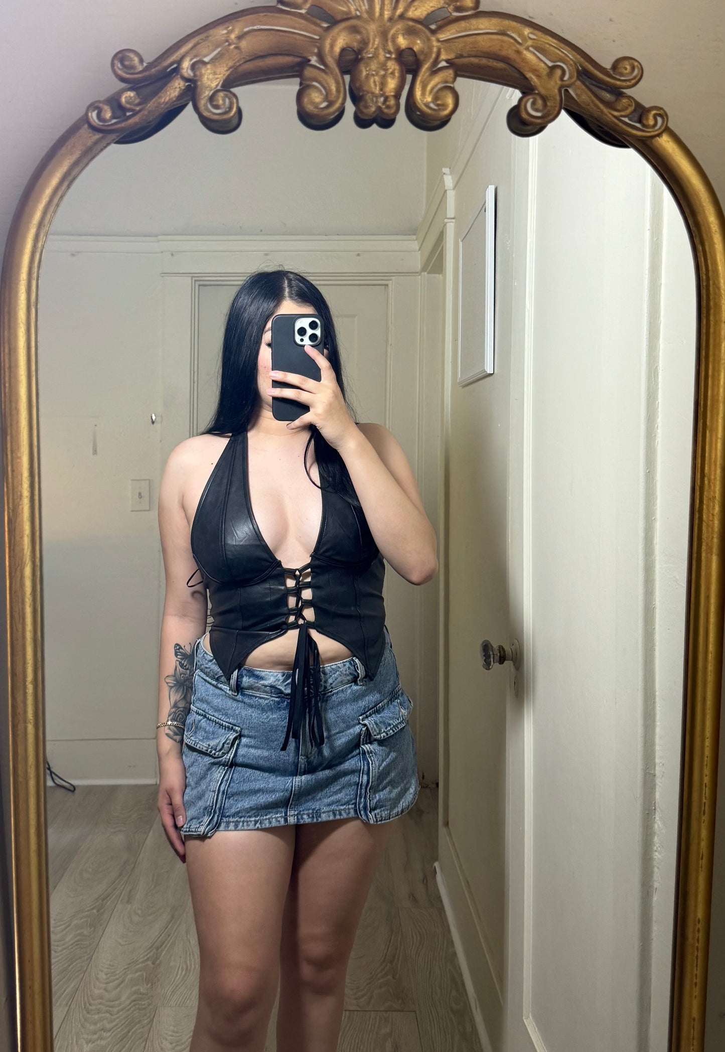 Zully Black Top