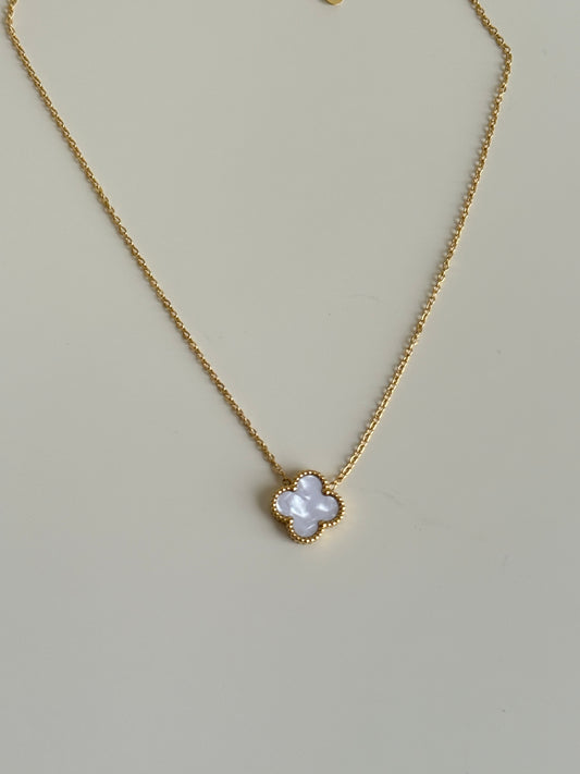 Kia White Necklace