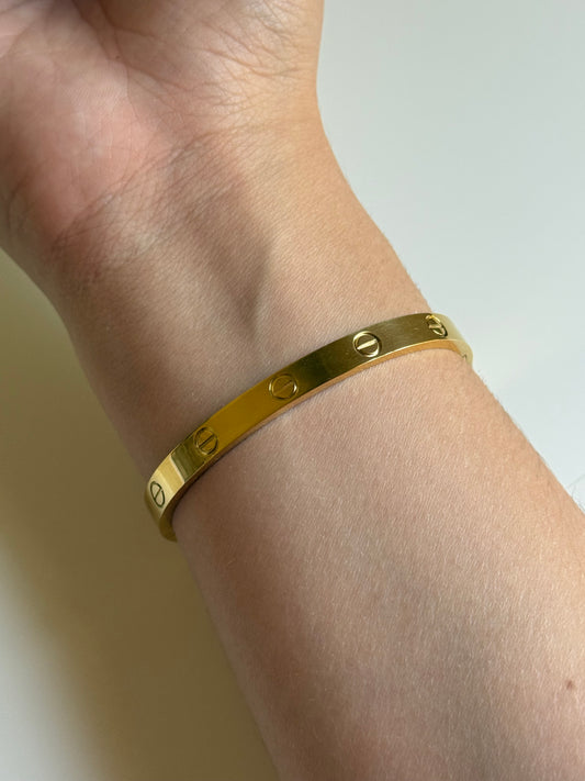 Ana Gold Bangle