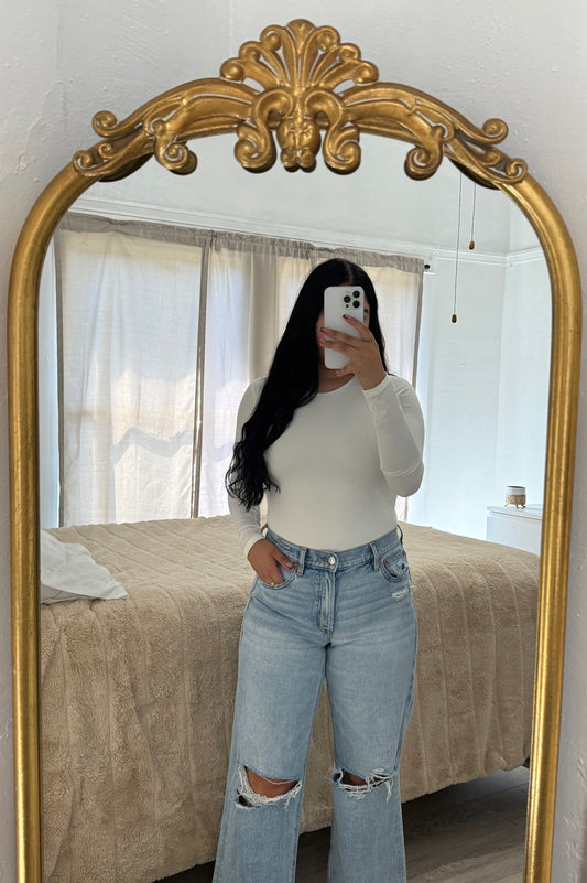 Diana white bodysuit