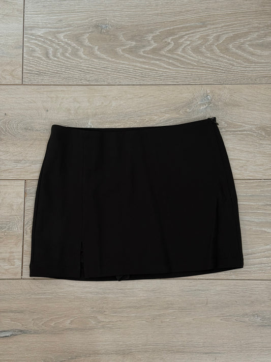 Sofia Black Skort